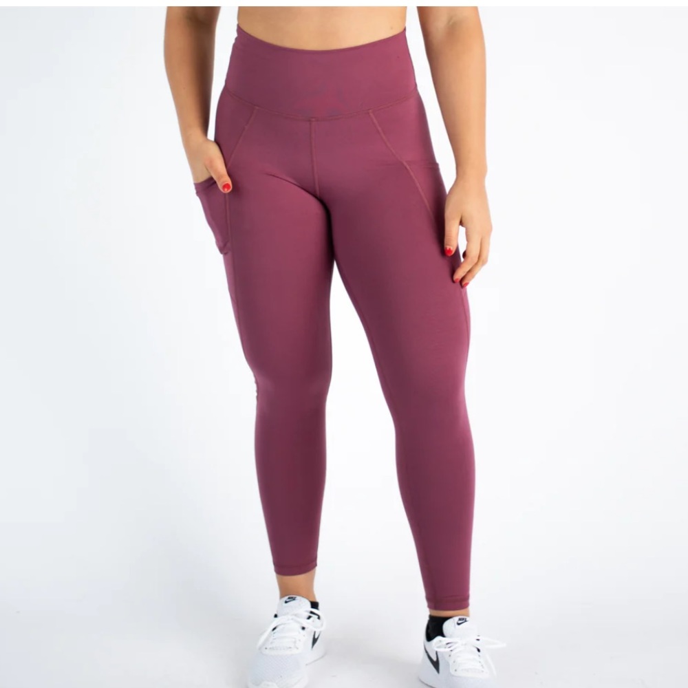 Fleo Reverie pocket leggings 25” high rise size small